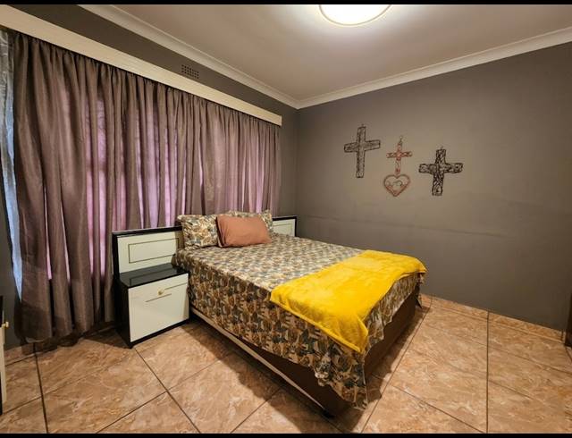 4 BEDROOM HOUSE FOR SALE IN SONLAND PARK